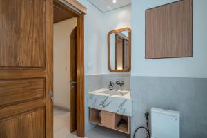 2TheTropics - Tiny Haven, 10 Min to Canggu Beach!