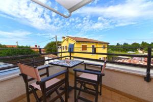 Charming accommodation with shared pool Beahost