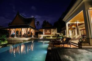 Salika Luxury 5.5 Bed Villa Seaview With Maids