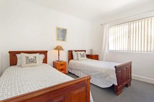Crows Nest Fish Hoek Apartment