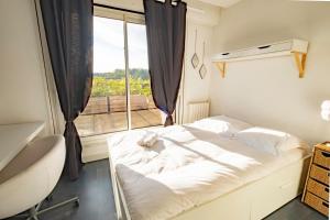 Le Bloy - Grande terrasse, Proche Paris