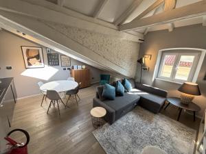 Rodolfo Valentino Loft