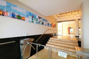 Sunrise Deck Empire Apartment