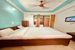 Capital O Kanha Guest House
