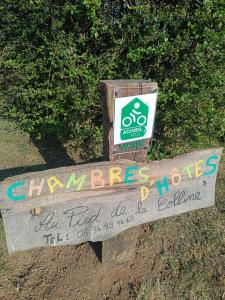 B&B / Chambres d'hotes Au pied de la colline : photos des chambres