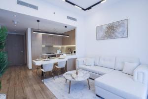 Luxurious 2BR in Oakley Square Residence, JVC
