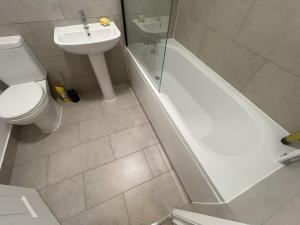 Large triple room in Canada Water London