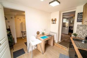 Appartements SPACIEUX Appart Jacuzzi Terrasse Parking 10min port d-Honfleur Plage : photos des chambres