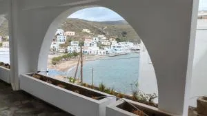 Irini onar loutra kythnos - Kakóvolon