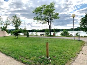 Campings Camping Point Vert : photos des chambres