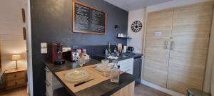 Appartements Le TOURNY-Studio cosy avec ascenseur- Sarlat - Coeur cite medievale : photos des chambres