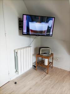 Appartements Studio cosy Piscine Rocherfort en Terre Centre : photos des chambres