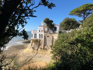 Villas Saint Palais sur Mer - BELLE MAISON IDEALEMENT SITUEE 5 min PLAGE DE NAUZAN : photos des chambres