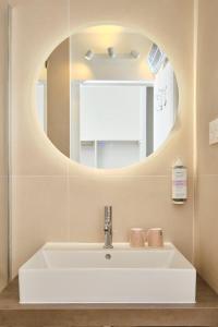 Hotels Artemia Aigues-Mortes - Hotel avec piscine : photos des chambres