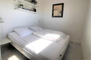 Nia Domo, Ringdijk Noord 22a