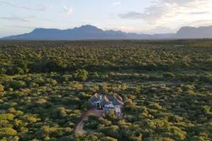 Villa Tall Horse - Zandspruit Bush and Aero Estate - Diphuti