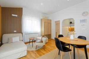 Apartments Sunliving by Rent Istria