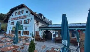 奥贝卡巴施登旅馆 - 贝希特斯加登