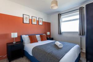 Tyne View Getaway 2BR Comfort in Whickham