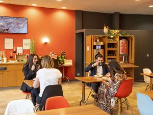 Hotels ibis Le Puy-en-Velay Centre : photos des chambres