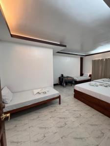 MANANQUIL TRAVEL LODGE