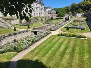 Appartements Studio cosy Piscine Rocherfort en Terre Centre : photos des chambres