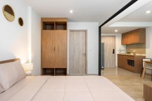 Lacasita Near Beach Huahin Room20