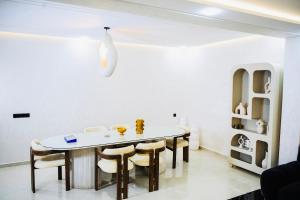 Vaste duplex neuf modernes et raffiné