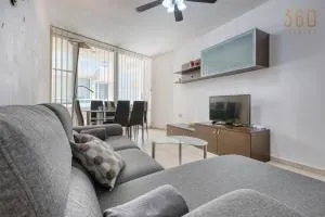 2BR Qawra Home with private balcony, Near the Sea by 360 Estates - Port Bur-Marrad