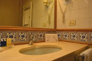 Sardinian-style Resort 2 Bedroom Apartments Sleeps 7