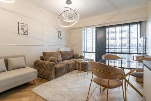 Global Park Beige Chic Studio by BookingHost