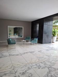 Cartagena Beach Condo - 1400 sq. Ft. (130 m2)