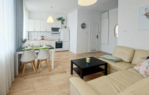 1 Bedroom Amazing Apartment In Koszalin