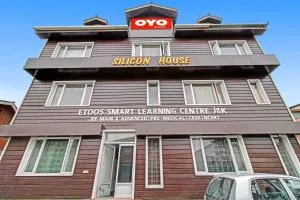 Hotel O Rajbagh Near Post Office Formerly Hotel Silicon - Rājbāgh