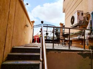 شقه فندقيه بمدخل خاص