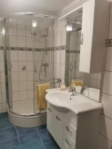 Vreni's Gästezimmer - Courcelon