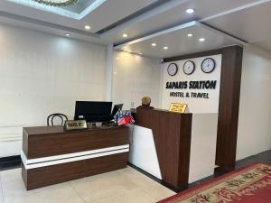 Saparis Station Hostel & Travel