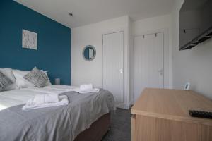 Highfield Apartment- 2 Bed in Motherwell close to centre