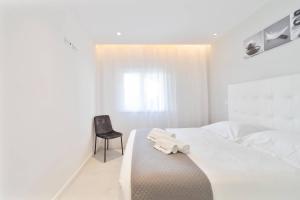 Saro Apartment by HelloVacations