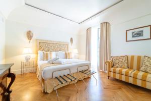 Junior Suite with Terrace room in Relais Villa San Martino