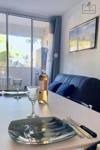 Studio Le Takeo Quartier Ponant, clim, parking, proche golf