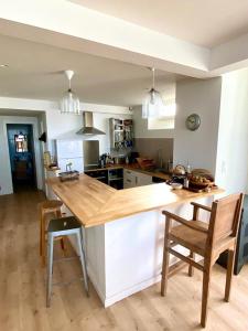 Appartements Loctudy, les pieds dans l-eau : photos des chambres