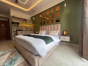 Up in the Clouds Omaxe Hazratganj