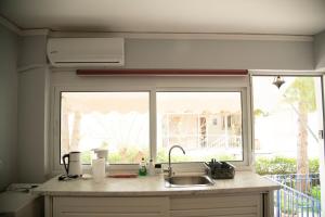 Paradise Tolo Psili Ammos