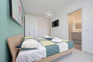 Attico di Design a Garbatella con Vista San Pietro