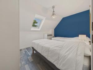 Maisons de vacances Maison pour 4 avec jardin a 500m de la plage : photos des chambres