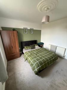 Resi-Lets Large 3-bed 1st floor apartment, Blyth, Northumberland