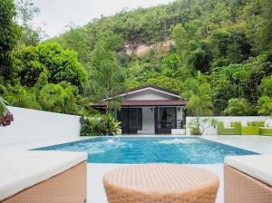 Villa del Sol 1 -Barkada Rooms