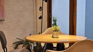 House in Pridi - Stylish 3BR Pet-Friendly