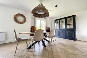 Spacious house 300m from the beach